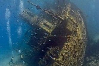 wreck diving in fiji
