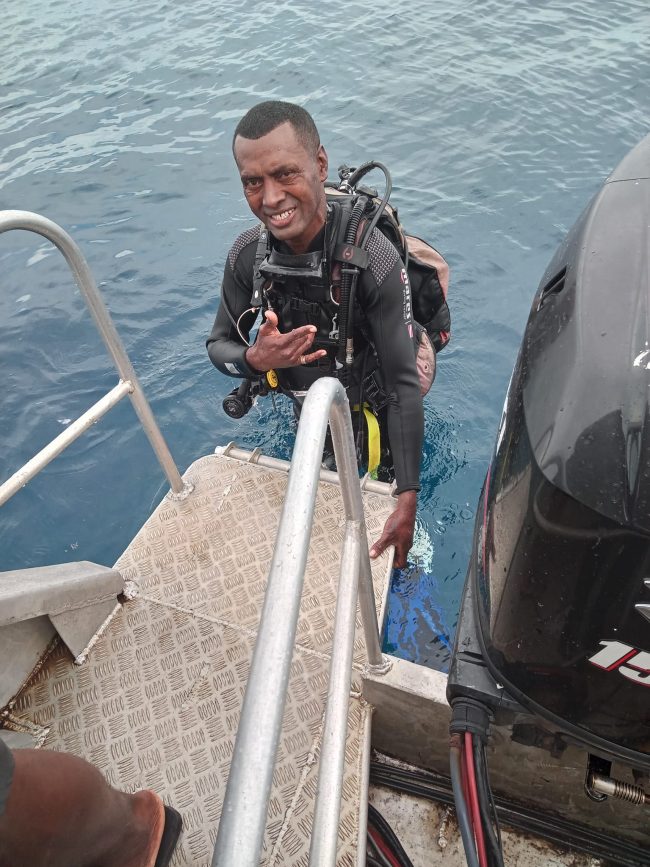 coral coast divers staff